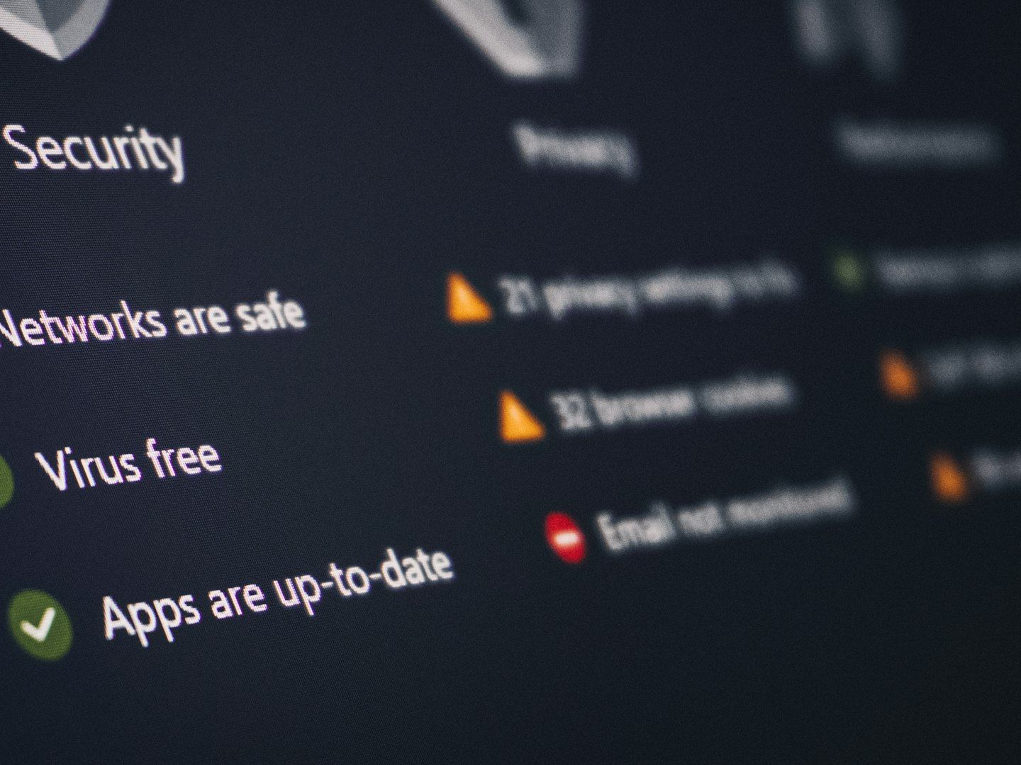 Fałszywa weryfikacja Cloudflare na WordPressie. Jak wyglądał atak ClickFix i jak go usunąłem