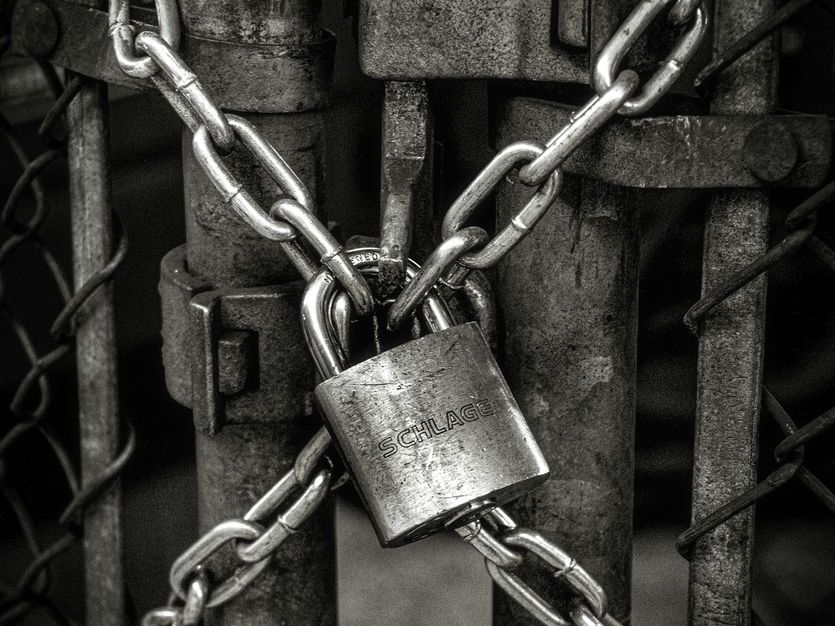 Pułapka Vendor Lock-in: Czy Twoja firma naprawdę należy do Ciebie, czy do dostawcy chmury?